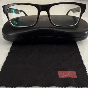 Rayban Black Unisex Prescription Eyeglasses
With Case and Cloth